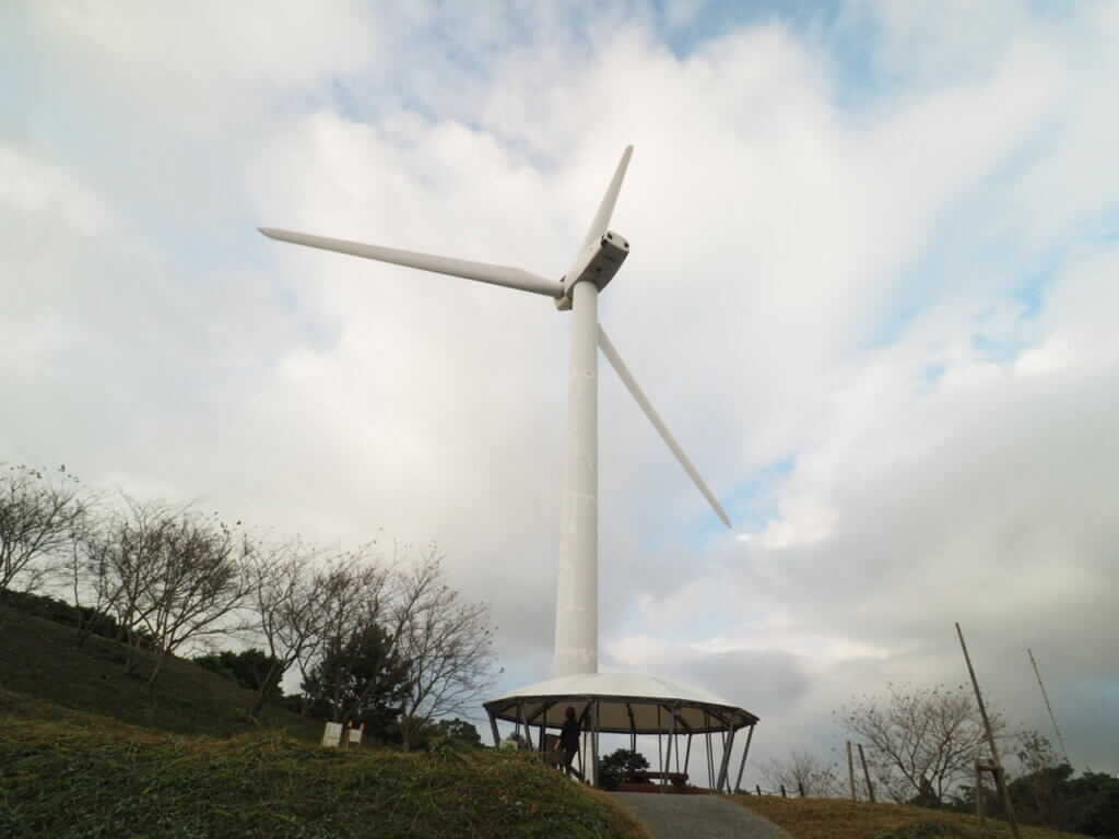 佐田岬の風力発電装置