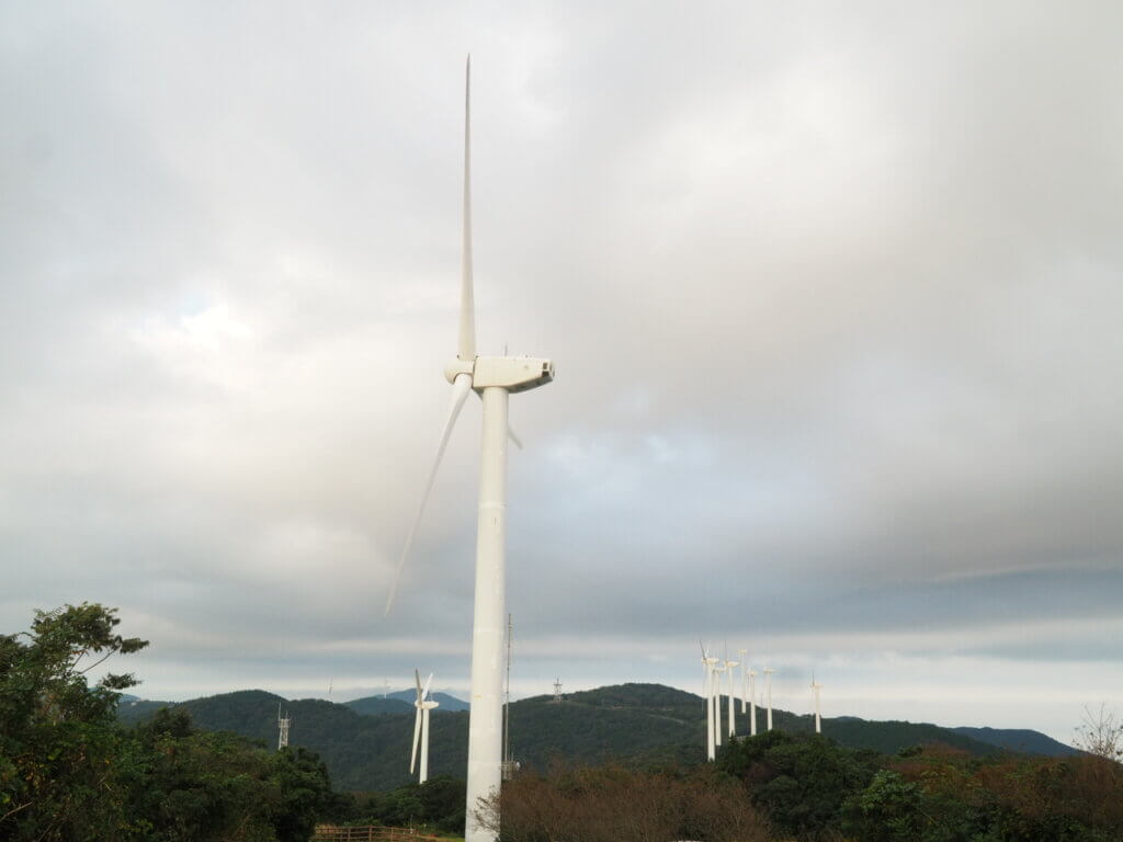 佐田岬の風力発電装置